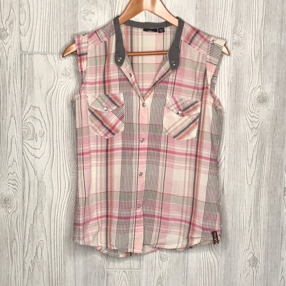 Kavu Sleeveless Plaid Button Up Top - Picture 1 of 8